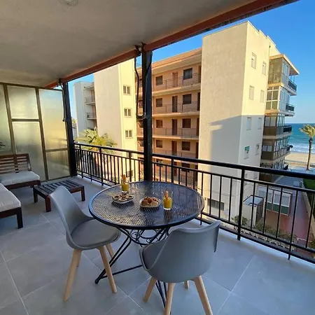 Amplio Apartamento Seaview Appartement *