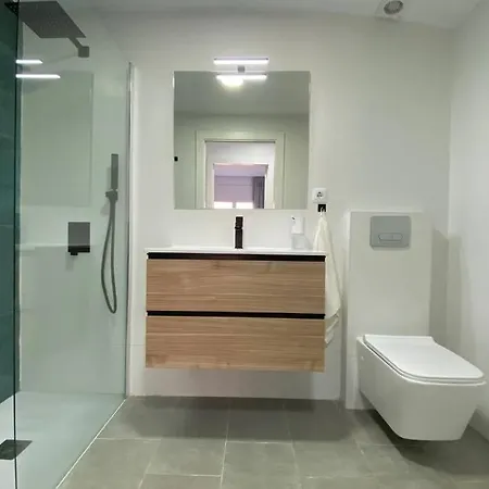 公寓 Amplio Apartamento Seaview 萨洛